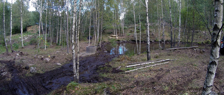 Kör offroadbil i gyttja